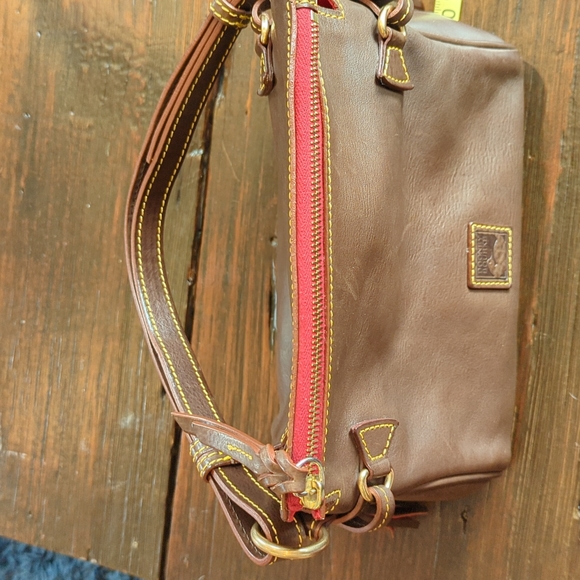 Dooney & Bourke Chestnut medium Florentine leather zip top USA - Picture 9 of 15